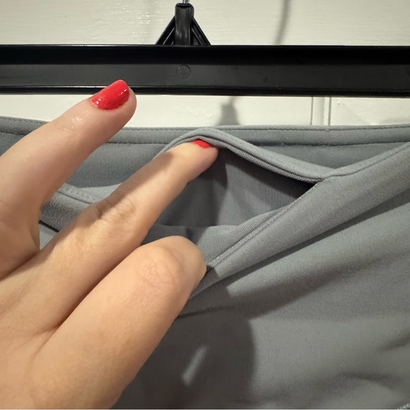 Athleta Ultra High Rise‎ Elation Capri Leggings | Size M | NWT - Picture 6 of 8